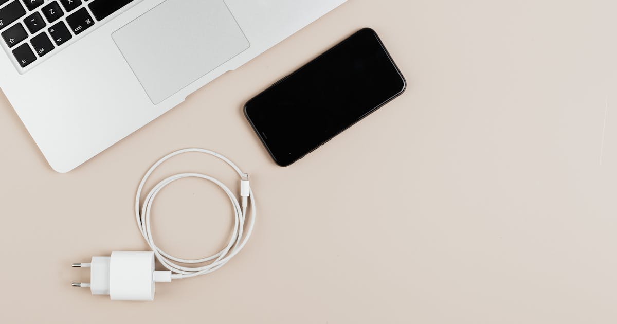 Laptop Şarj Edebilen En İyi Powerbankler 2026