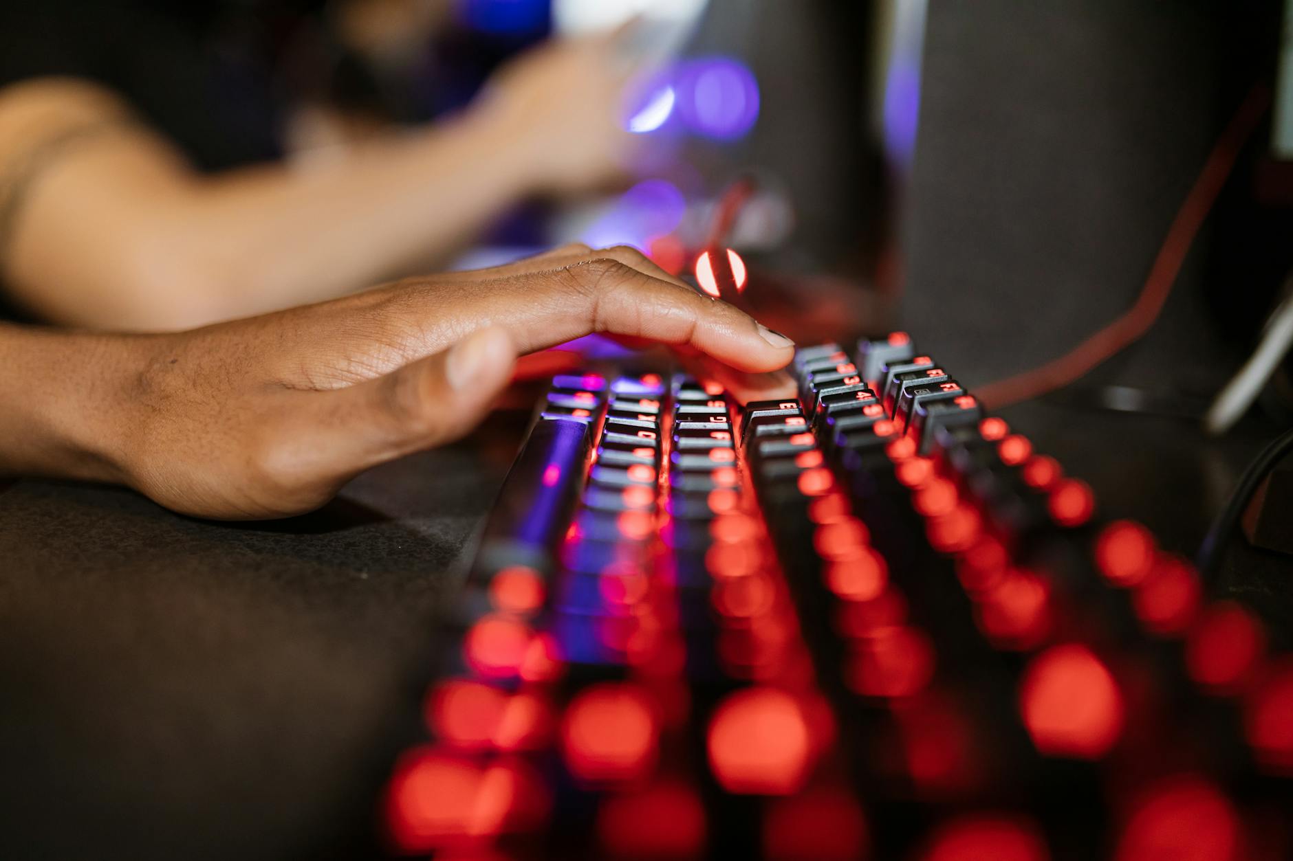 Corsair K70 RGB Pro